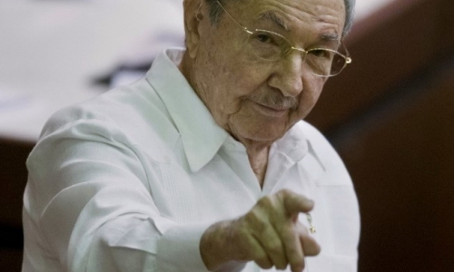 Chủ tịch Cuba Raul Castro tiếp Ngoại trưởng Triều Tiên Ri Su Yong