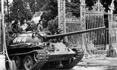 26-4-1975 bắt đầu chiến dịch Hồ Chí Minh