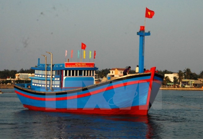 Tàu vỏ gỗ đầu tiên đóng theo Nghị định 67/2014/NĐ-CP của Chính phủ ở tỉnh Quảng Ngãi. (Ảnh minh họa: Phước Ngọc/TTXVN)