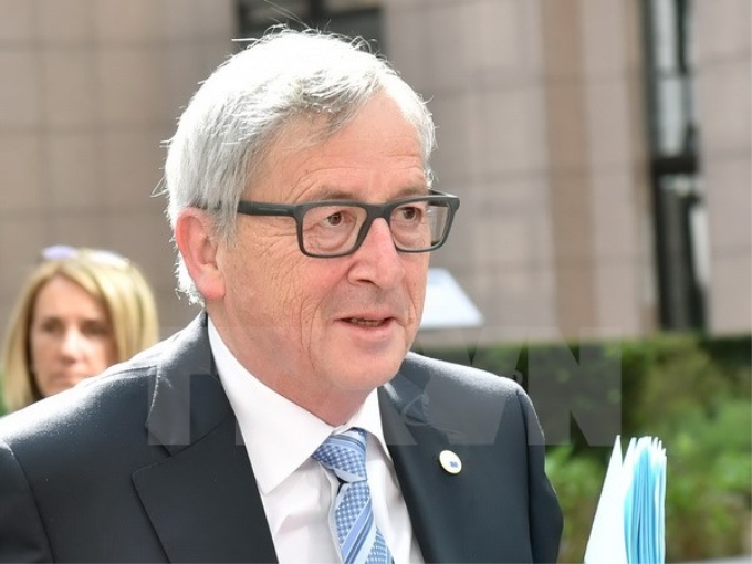 Chủ tịch Ủy ban châu Âu Jean-Claude Juncker tới dự Hội nghị bất thường EU tại Brussels ngày 23/4. (Nguồn: AFP/TTXVN)