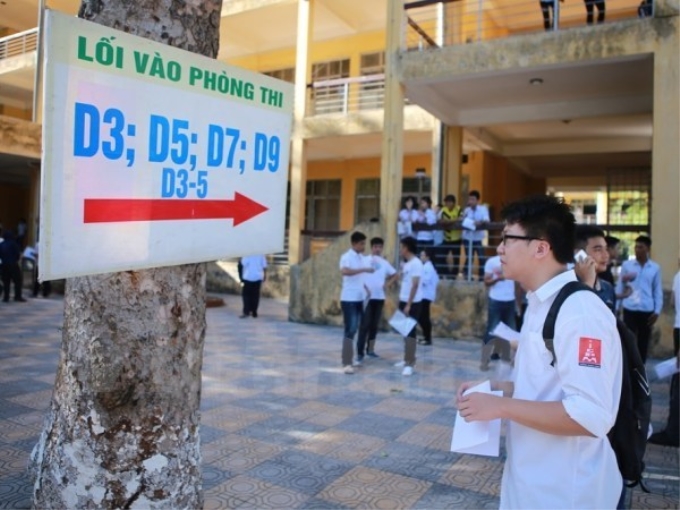 Thí sinh dự thi trung học phổ thông quốc gia. (Ảnh: Vietnam+)