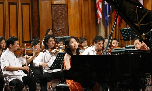 Khởi động cuộc thi Piano quốc tế lần thứ III