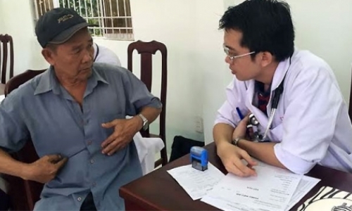Khám chữa bệnh, phát thuốc miễn phí cho hơn 1.000 người dân Trà Vinh