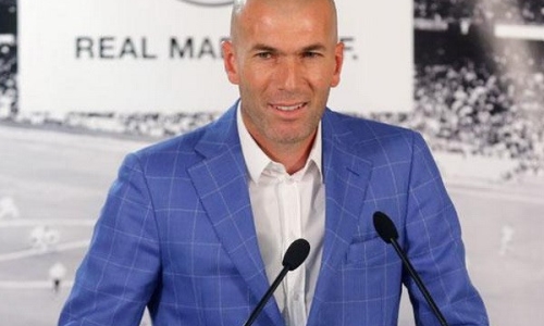 Huấn luyện viên Zinedine Zidane đi vào lịch sử của Real Madrid