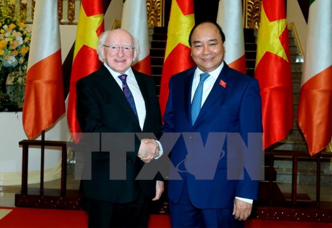 Thủ tướng Nguyễn Xuân Phúc hội kiến ngài Michael Daniel Higgins, Tổng thống Cộng hòa Ireland đang thăm cấp Nhà nước tại Việt Nam. (Ảnh: Thống Nhất/TTXVN)