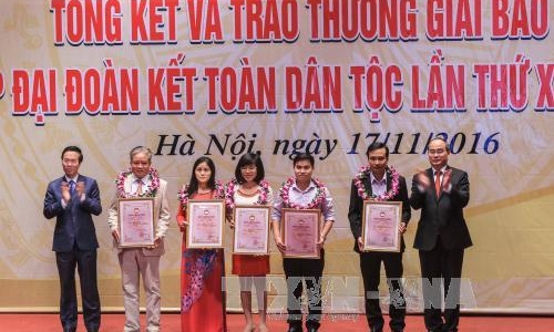 Trao thưởng Giải báo chí "Vì sự nghiệp Đại đoàn kết toàn dân tộc'' lần thứ XII