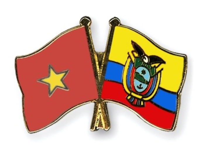 (Nguồn: Crossed Flag Pins)