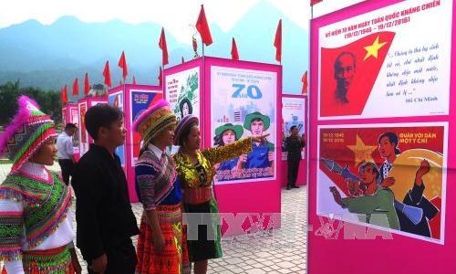 Phát động sáng tác tranh cổ động tuyên truyền Năm APEC Việt Nam 2017