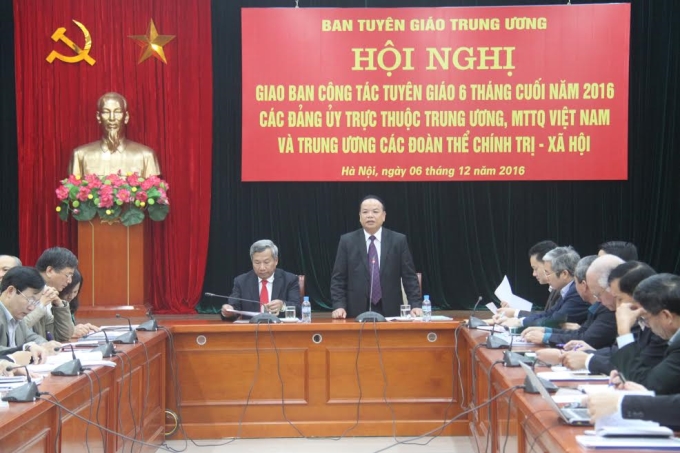 Đồng chí Mai Văn Ninh, Phó Trưởng ban Thường trực Ban Tuyên giáo Trung ương chủ trì Hội nghị