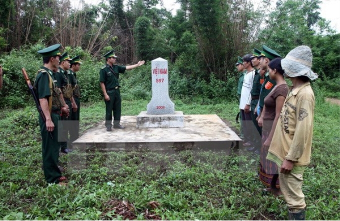 Cột mốc biên giới 579 trên tuyến biên giới Việt Lào. (Ảnh: Hồ Cầu/TTXVN)