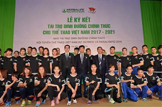 Lễ ký kết tài trợ Dinh dưỡng cho Thể thao Việt Nam giai đoạn 2017 - 2021