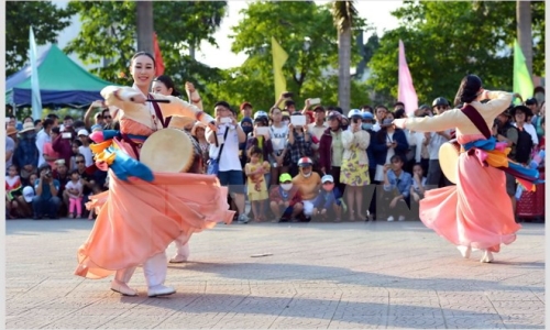 Hơn 2.200 nghệ sỹ trong và ngoài nước trình diễn tại Festival Huế 2016