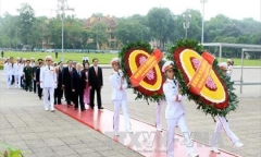 Lãnh đạo Đảng, Nhà nước vào Lăng viếng Chủ tịch Hồ Chí Minh