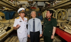 Tổng Bí thư Nguyễn Phú Trọng thăm, làm việc tại Vùng 4 Hải quân