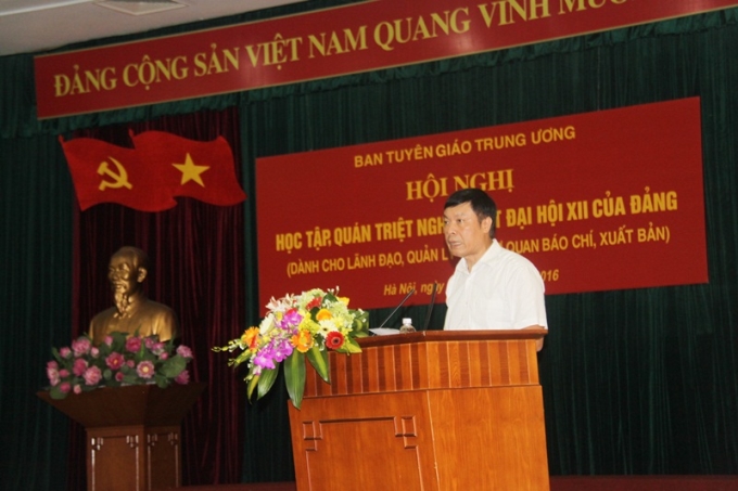 Đồng chí Phạm Văn Linh phát biểu khai mạc Hội nghị