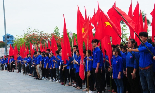 Đảm bảo an toàn hoạt động tình nguyện ở vùng có địa hình hiểm trở