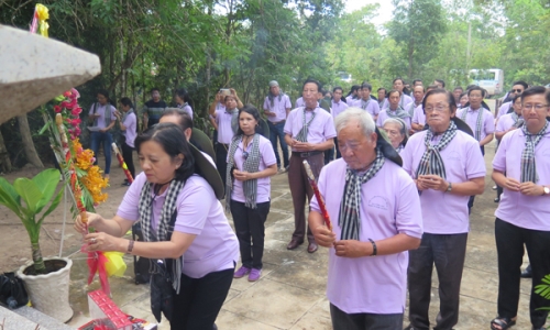 Ban Tuyên giáo TPHCM thăm Khu di tích lịch sử Trung ương Cục miền Nam