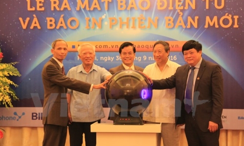 Báo Thế giới và Việt Nam ra mắt báo điện tử và báo in phiên bản mới