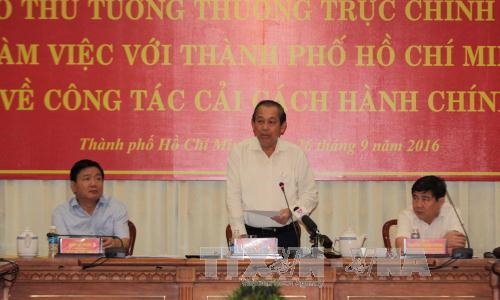 Thành phố Hồ Chí Minh nỗ lực cải cách hành chính để xây dựng chính quyền vì nhân dân phục vụ