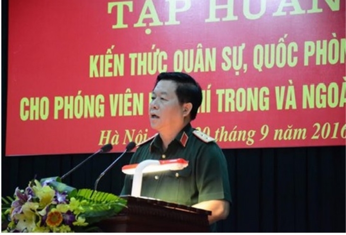 Trung tướng Nguyễn Trọng Nghĩa phát biểu khai mạc lớp tập huấn