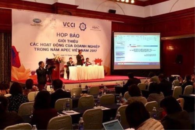 Toàn cảnh cuộc họp báo "Giới thiệu các hoạt động của doanh nghiệp Việt Nam trong năm APEC 2017". Ảnh: Ngọc Quỳnh/BNEWS/TTXVN