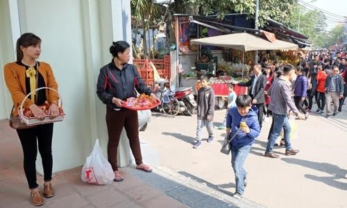 “Đầu năm mua muối, cuối năm mua vôi”