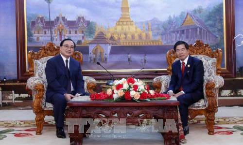 Thủ đô Hà Nội và Vientiane tăng cường hợp tác