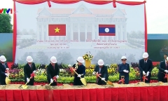 Chủ tịch Quốc hội dự Lễ động thổ xây dựng Nhà Quốc hội Lào
