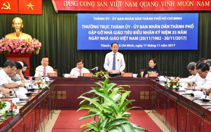 Đồng chí Tất Thành Cang – Phó Bí thư Thường trực Thành ủy TP.HCM chủ trì buổi gặp gỡ.