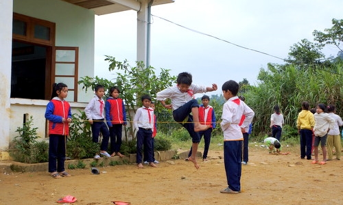 Quảng Nam: Không còn tình trạng học sinh khu vực miền núi nghỉ học sau Tết