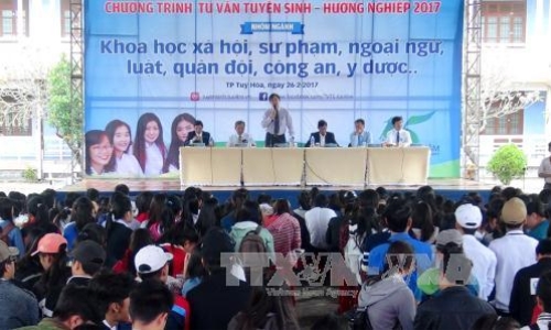 Tư vấn tuyển sinh giúp học sinh lựa chọn ngành nghề phù hợp