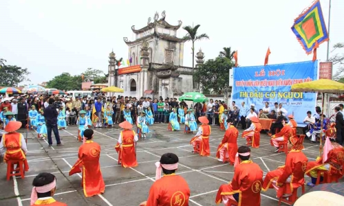 Đề nghị không cấp phép tổ chức lễ hội truyền thống có mục đích thương mại, trục lợi