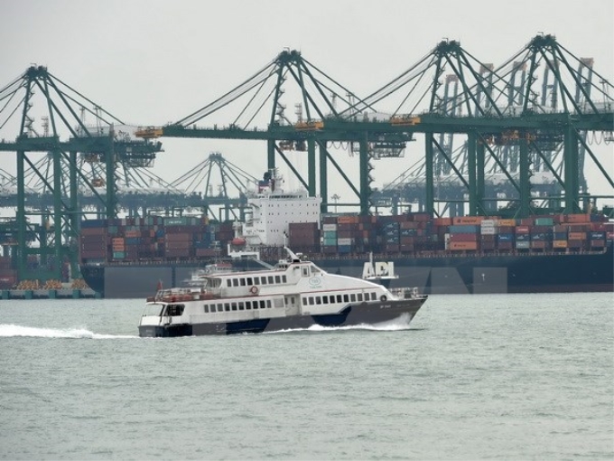 Một cảng hàng hóa ở Singapore. (Nguồn: AFP/TTXVN)