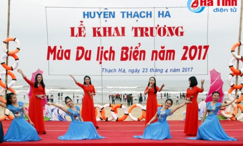 Hà Tĩnh: Du lịch biển hồi sinh mạnh mẽ