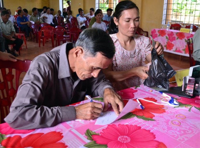 Các địa phương Quảng Trị chi trả tiền bồi thường thiệt hại sự cố môi trường biển