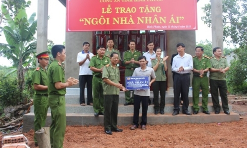 Học và làm theo Bác góp phần mang lại cuộc sống bình yên, hạnh phúc cho nhân dân