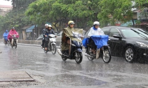 Chiều tối 16/4, nhiều tỉnh miền Bắc có mưa rào, đề phòng thời tiết nguy hiểm