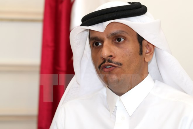 Ngoại trưởng Qatar Sheikh Mohammed bin Abdulrahman al-Thani trong một cuộc họp báo tại Doha. (Nguồn: AFP/TTXVN)