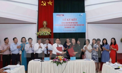 TTXVN và Trung ương Hội Phụ nữ Việt Nam phối hợp tuyên truyền