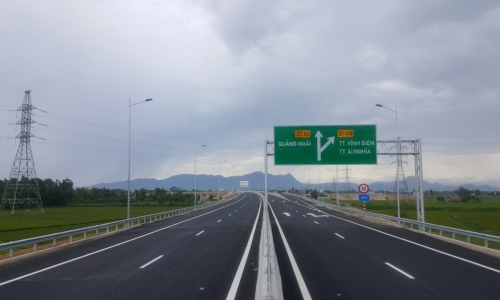 Thông xe kỹ thuật và đưa vào khai thác 65km cao tốc Đà Nẵng - Quảng Ngãi
