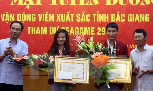 Bắc Giang khen thưởng vận động viên xuất sắc tại SEA Games 29