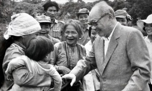 Ðồng chí Võ Chí Công với cách mạng Việt Nam