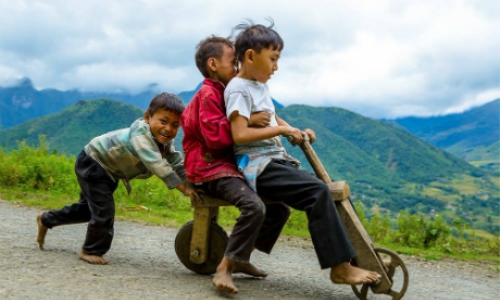 Mất cân bằng giới tính khi sinh ở Lào Cai: Thực trạng và giải pháp