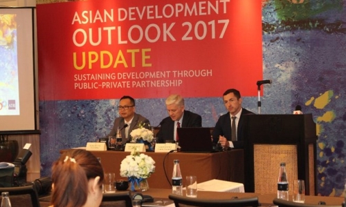 ADB: Kinh tế Việt Nam được kỳ vọng tăng trưởng cao hơn vào cuối năm