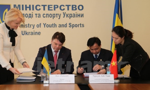 Việt Nam-Ukraine ký thỏa thuận hợp tác trong lĩnh vực thể dục thể thao