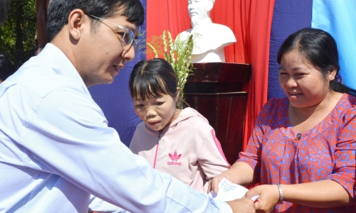 Tây Ninh: Rộn ràng ngày hội đại đoàn kết