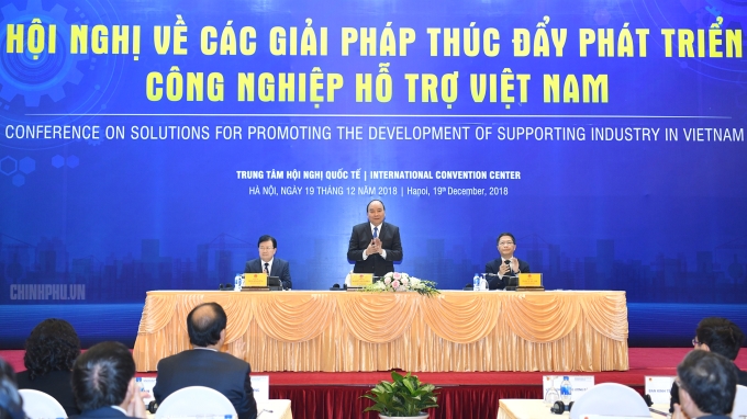 Thủ tướng Nguyễn Xuân Phúc dự và chủ trì Hội nghị