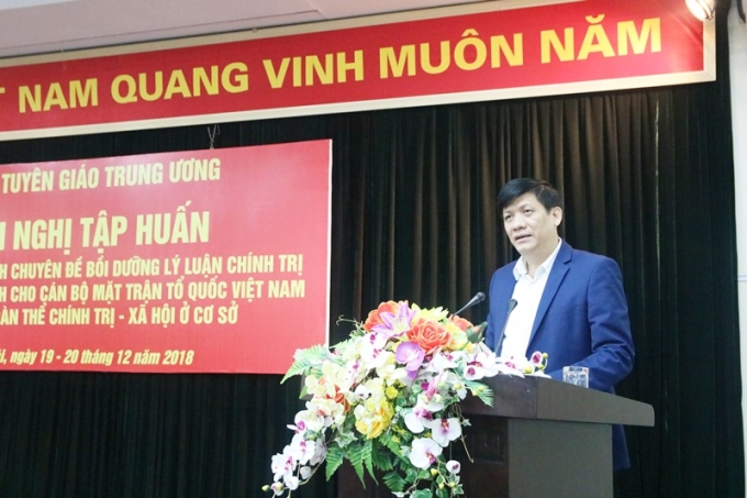 GS.TS Nguyễn Thanh Long đề nghị, cần tăng cường trao đổi, thảo luận, liên hệ thực tiễn địa phương, đơn vị mình để hiểu đầy đủ hơn nội dung được truyền tải trong Hội nghị