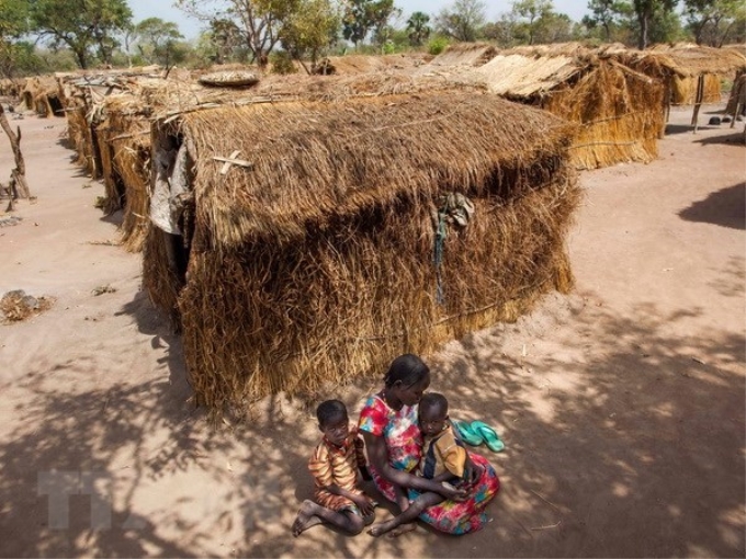 Người dân tại một trại tị nạn ở Aweil, Nam Sudan. (Nguồn: AFP/TTXVN)