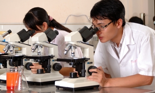 TP. Hồ Chí Minh đẩy mạnh việc thu hút chuyên gia khoa học công nghệ